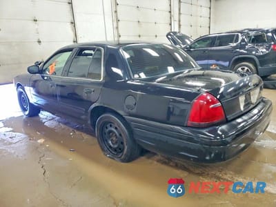 Drugie zdjęcie samochodu z przodu: 2006 FORD CROWN VICTORIA POLICE INTERCEPTOR VIN:2FAFP71W46X135287 - miniatura