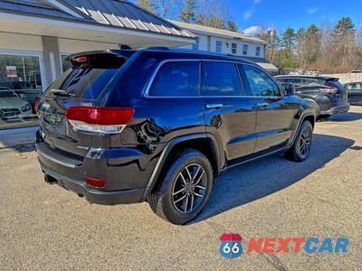 Czwarte zdjęcie samochodu z boku: 2019 JEEP GRAND CHEROKEE LIMITED VIN:1C4RJFBG1KC542016 - miniatura