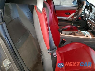 Zdjęcie 10 z 12 samochodu: 2004 BMW Z4 2.5 VIN:4USBT33554LR68134 - miniatura