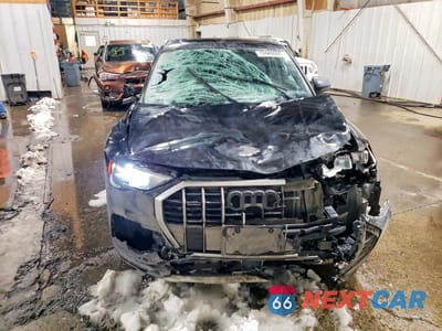 Piąte zdjęcie samochodu w środku: 2020 AUDI Q3 PREMIUM VIN:WA1AECF37L1025866 - miniatura