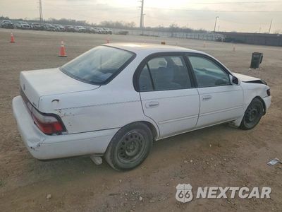 Trzecie zdjęcie samochodu z tyłu: 1996 TOYOTA COROLLA DX VIN:1NXBB02E6TZ398948 - miniatura