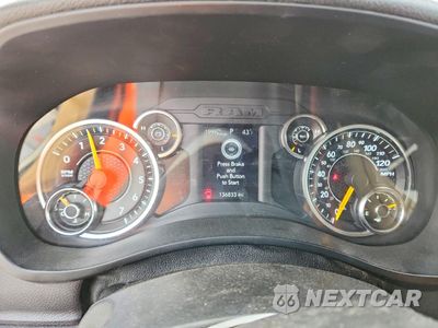 Zdjęcie 9 z 12 samochodu: 2019 RAM 3500 UTILITY / SERVICE TRUCK VIN:3C7WRSCJ7KG561085 - miniatura