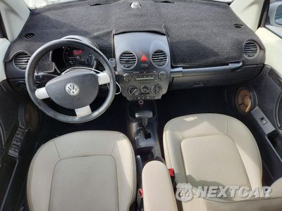 Zdjęcie 8 z 12 samochodu: 2007 VOLKSWAGEN NEW BEETLE TRIPLE WHITE VIN:3VWFF31Y17M420854 - miniatura