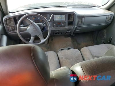 Zdjęcie 8 z 12 samochodu: 2005 CHEVROLET SILVERADO C1500 VIN:1GCEC19X45Z271309 - miniatura