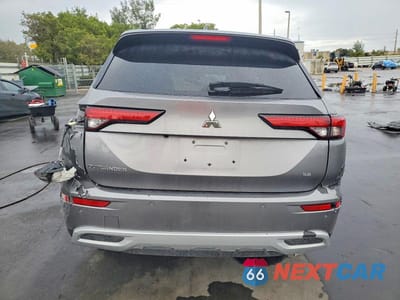 Zdjęcie 6 z 13 samochodu: 2022 MITSUBISHI OUTLANDER SE VIN:JA4J3UA84NZ024158 - miniatura
