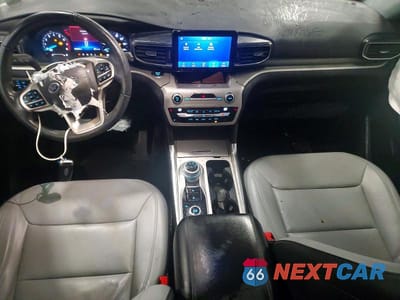 Zdjęcie 8 z 12 samochodu: 2021 FORD EXPLORER XLT VIN:1FMSK8DHXMGC12432 - miniatura