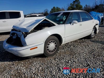 1998 OLDSMOBILE 88 BASE 1G3HN52K5W4834976 - główne zdjęcie licytacji z USA - miniatura