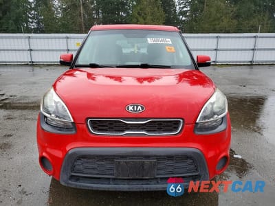 Piąte zdjęcie samochodu w środku: 2012 KIA SOUL + VIN:KNDJT2A67C7422661 - miniatura