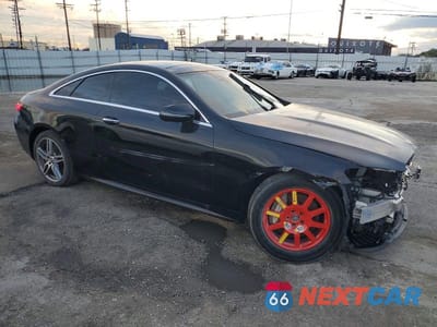 Czwarte zdjęcie samochodu z boku: 2019 MERCEDES-BENZ E 450 4MATIC VIN:WDD1J6JB4KF088058 - miniatura