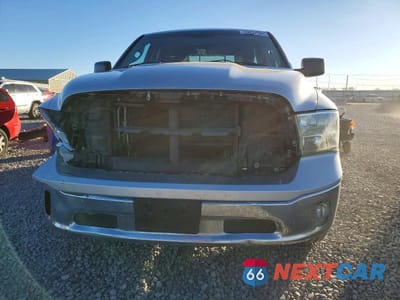 Piąte zdjęcie samochodu w środku: 2015 RAM 1500 SLT VIN:1C6RR7GT1FS593877 - miniatura
