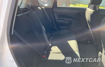 Zdjęcie 6 z 10 samochodu: 2016 NISSAN VERSA NOTE S VIN:3N1CE2CP5GL398390 - miniatura