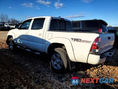 Drugie zdjęcie samochodu z przodu: 2014 TOYOTA TACOMA V6 VIN:5TFLU4EN7EX085270 - miniatura