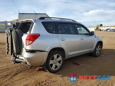 Trzecie zdjęcie samochodu z tyłu: 2007 TOYOTA RAV4 SPORT VIN:JTMBK32V376024653 - miniatura