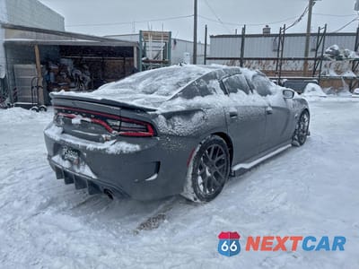 Czwarte zdjęcie samochodu z boku: 2019 DODGE CHARGER SCAT PACK VIN:2C3CDXGJ1KH662732 - miniatura