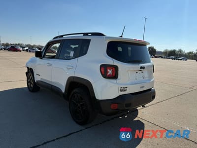 Trzecie zdjęcie samochodu z tyłu: 2020 JEEP RENEGADE SPORT VIN:ZACNJBAB4LPL50466 - miniatura