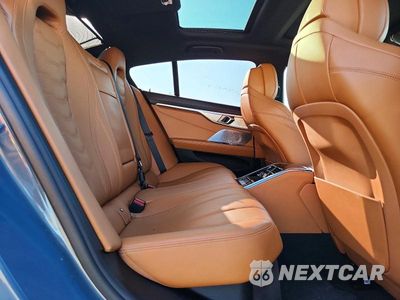 Zdjęcie 10 z 11 samochodu: 2021 BMW M850XI VIN:WBAGV8C04MCF86667 - miniatura