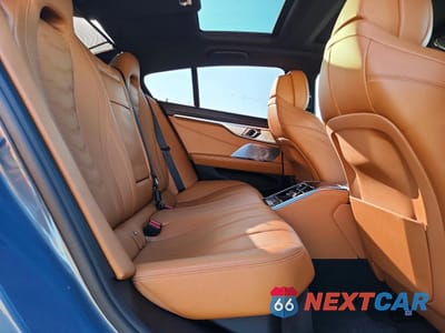 Zdjęcie 10 z 12 samochodu: 2021 BMW M850XI VIN:WBAGV8C04MCF86667 - miniatura