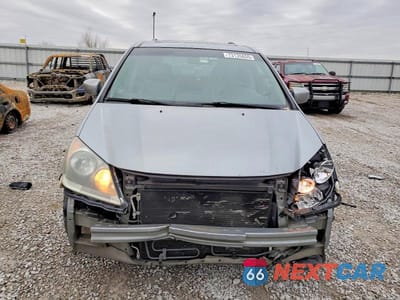 Piąte zdjęcie samochodu w środku: 2010 HONDA ODYSSEY EXL VIN:5FNRL3H63AB020805 - miniatura