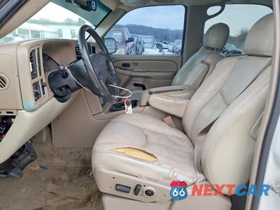 Zdjęcie 7 z 12 samochodu: 2004 GMC YUKON VIN:1GKEK13Z34R189605 - miniatura