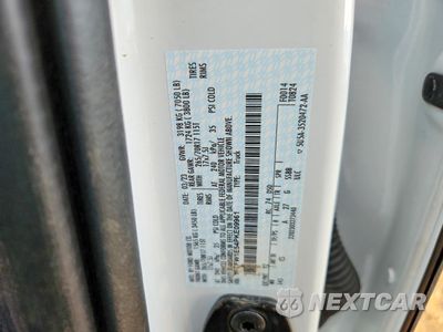 Zdjęcie 13 z 13 samochodu: 2023 FORD F150 VIN:1FTFW1E54PKE09961 - miniatura