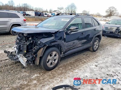 2024 TOYOTA RAV4 XLE 2T3P1RFV9RC486398 - główne zdjęcie licytacji z USA - miniatura