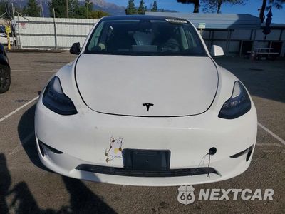 Piąte zdjęcie samochodu w środku: 2021 TESLA MODEL Y VIN:5YJYGDEE8MF077541 - miniatura