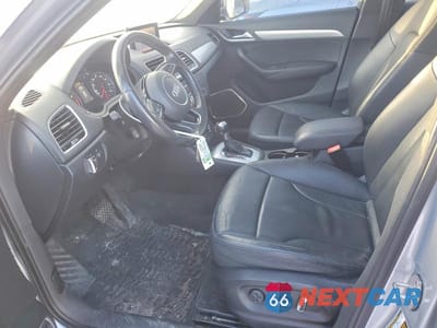 Zdjęcie 7 z 11 samochodu: 2016 AUDI Q3 PRESTIGE VIN:WA1GFCFS5GR017285 - miniatura