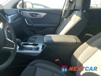 Zdjęcie 7 z 12 samochodu: 2023 CHEVROLET BLAZER 2LT VIN:3GNKBCR48PS221706 - miniatura