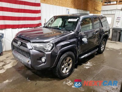 2014 TOYOTA 4RUNNER SR5 JTEBU5JR4E5199499 - główne zdjęcie licytacji z USA - miniatura
