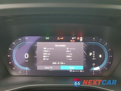 Zdjęcie 9 z 14 samochodu: 2025 VOLVO XC40 CORE VIN:YV4L12UJ5S2477083 - miniatura