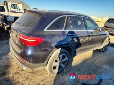 Trzecie zdjęcie samochodu z tyłu: 2019 MERCEDES-BENZ GLC 300 4MATIC VIN:WDC0G4KB9KV166342 - miniatura