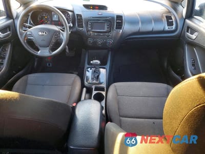 Zdjęcie 8 z 12 samochodu: 2018 KIA FORTE LX VIN:3KPFK4A73JE271165 - miniatura