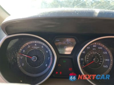 Zdjęcie 9 z 12 samochodu: 2013 HYUNDAI ELANTRA GLS VIN:KMHDH4AE9DU661306 - miniatura