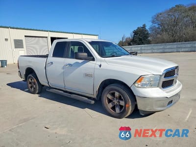Czwarte zdjęcie samochodu z boku: 2016 RAM 1500 VIN:1C6RR6GG6GS232210 - miniatura