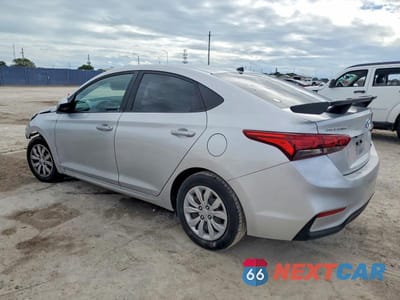 Drugie zdjęcie samochodu z przodu: 2020 HYUNDAI ACCENT SE VIN:3KPC24A62LE104194 - miniatura