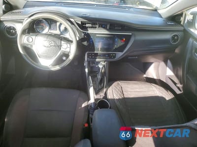 Zdjęcie 8 z 12 samochodu: 2018 TOYOTA COROLLA VIN:2T1BURHE2JC065165 - miniatura
