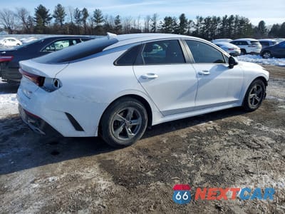 Trzecie zdjęcie samochodu z tyłu: 2021 KIA K5 LXS VIN:5XXG14J23MG027149 - miniatura