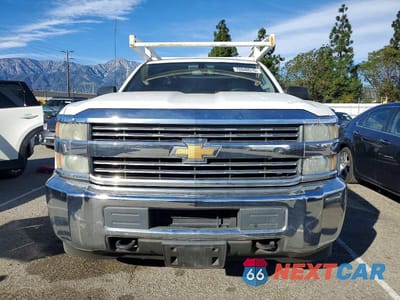 Piąte zdjęcie samochodu w środku: 2015 CHEVROLET SILVERADO UTILITY / SERVICE TRUCK VIN:1GB0CUEG3FZ535045 - miniatura