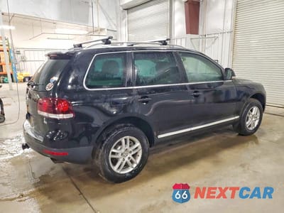 Trzecie zdjęcie samochodu z tyłu: 2008 VOLKSWAGEN TOUAREG 2 V6 VIN:WVGLE77L68D054894 - miniatura