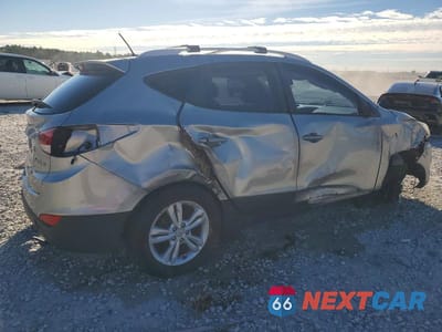 Trzecie zdjęcie samochodu z tyłu: 2012 HYUNDAI TUCSON GLS VIN:KM8JU3AC7CU422004 - miniatura