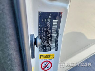 Zdjęcie 14 z 15 samochodu: 2016 TOYOTA HIGHLANDER LE VIN:5TDZKRFH0GS171891 - miniatura