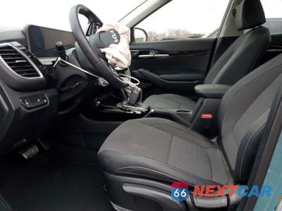 Zdjęcie 7 z 15 samochodu: 2025 KIA SELTOS S VIN:KNDEU2AA6S7722452 - miniatura