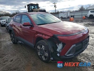 Czwarte zdjęcie samochodu z boku: 2024 HYUNDAI KONA SEL VIN:KM8HBCAB0RU054821 - miniatura