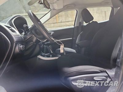 Zdjęcie 7 z 12 samochodu: 2018 JEEP COMPASS SPORT VIN:3C4NJDAB2JT492352 - miniatura