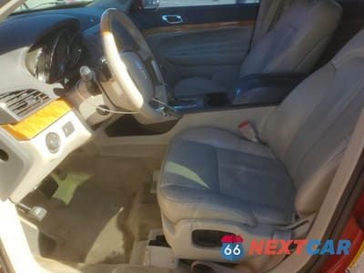 Zdjęcie 7 z 12 samochodu: 2011 LINCOLN MKT VIN:2LMHJ5FR2BBJ54682 - miniatura