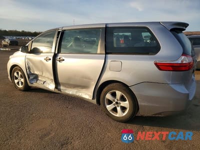 Drugie zdjęcie samochodu z przodu: 2015 TOYOTA SIENNA VIN:5TDZK3DCXFS591516 - miniatura