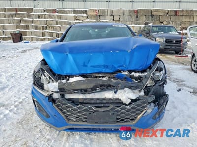 Piąte zdjęcie samochodu w środku: 2018 HYUNDAI SONATA SPORT VIN:5NPE34AF4JH638070 - miniatura