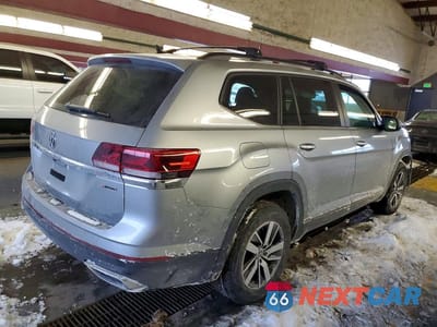 Trzecie zdjęcie samochodu z tyłu: 2022 VOLKSWAGEN ATLAS SE VIN:1V2LP2CA9NC540783 - miniatura