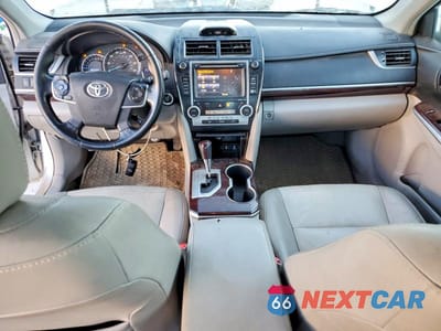 Zdjęcie 8 z 12 samochodu: 2014 TOYOTA CAMRY VIN:4T1BF1FK4EU834323 - miniatura
