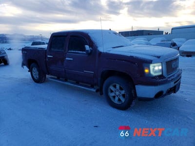 Czwarte zdjęcie samochodu z boku: 2013 GMC SIERRA K1500 SLE VIN:3GTP2VE76DG350195 - miniatura
